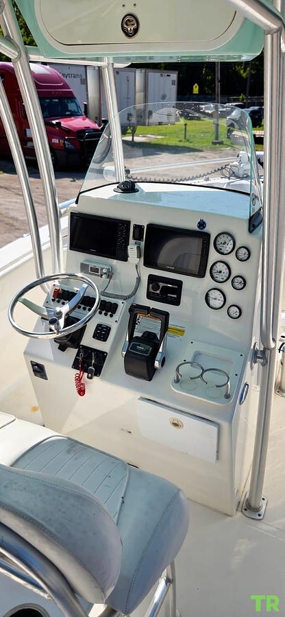 Used 2013 Sea Fox 256 Commander Center Console Boat