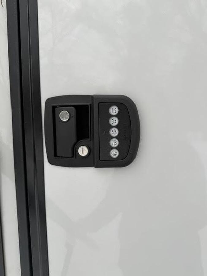 Used 2025 Keystone Montana 3915TB