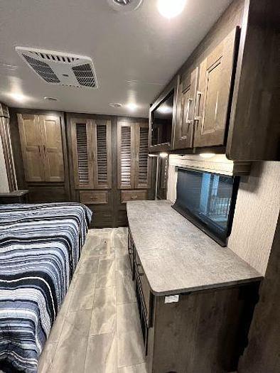 Used 2021 Coachmen Sportscoach SRS 376ES