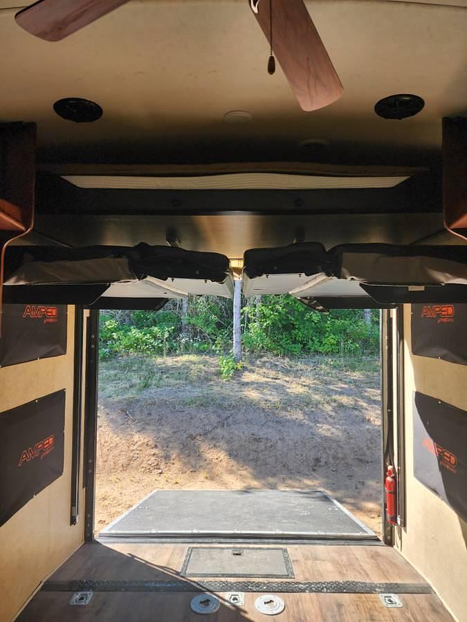 Used 2014 Evergreen Amped M28FS Toyhauler