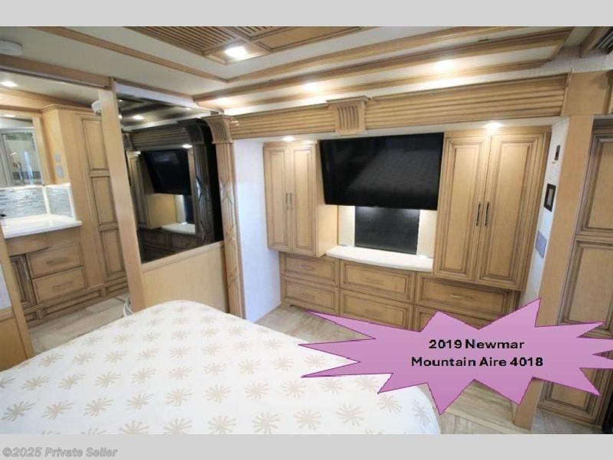 Used 2019 Newmar Mountain Aire 4018