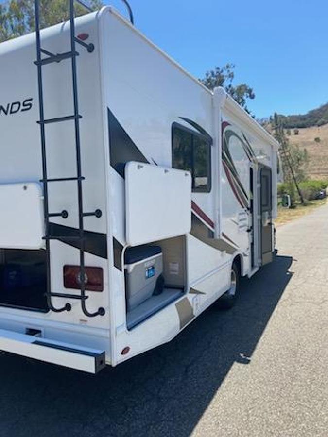 Used 2021 Thor Motor Coach Four Winds 28A Class C Motorhome