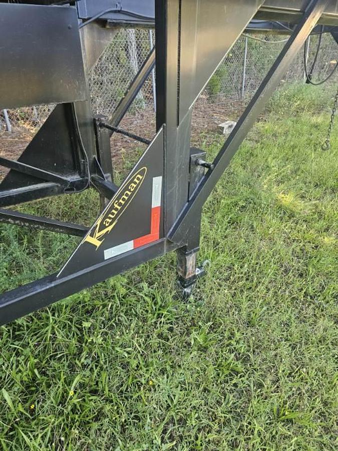 Used 2017 Kaufman 51' 3-Car Wedge Trailer