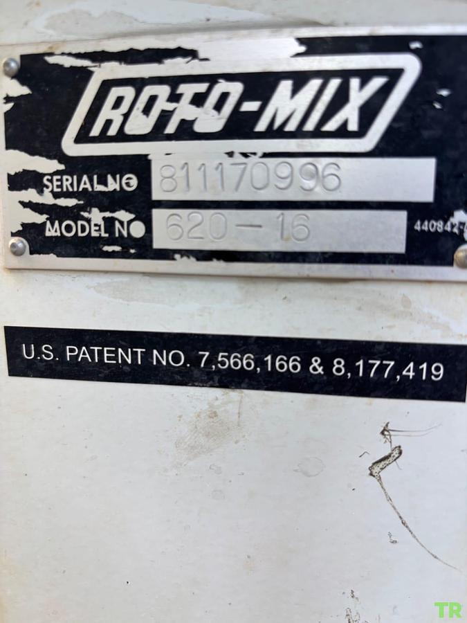 Used 2017 Roto-Mix 620-16XD Commercial Feed Mixer