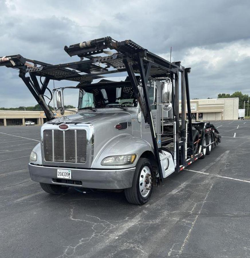 Used 2018 Peterbilt 348 Car Hauler Truck