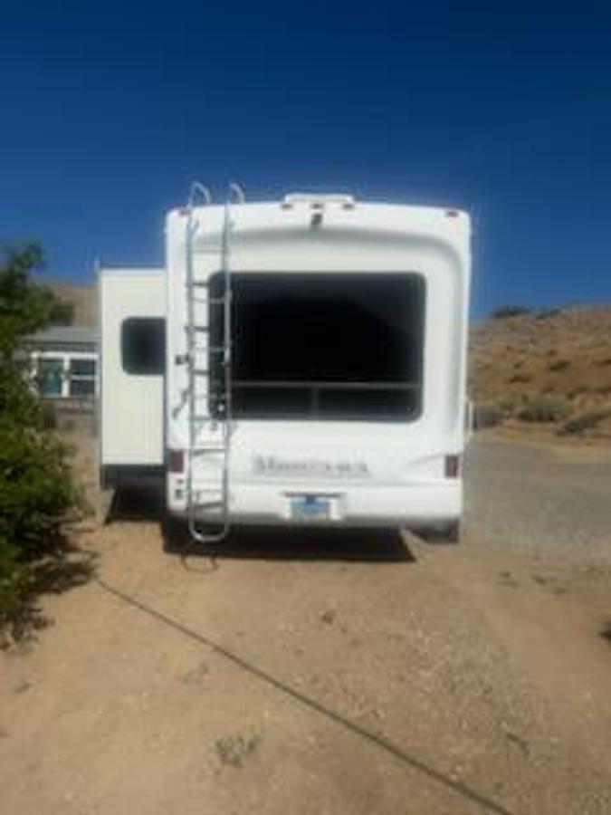 Used 2006 Keystone Montana 1647598 Fifth Wheel 