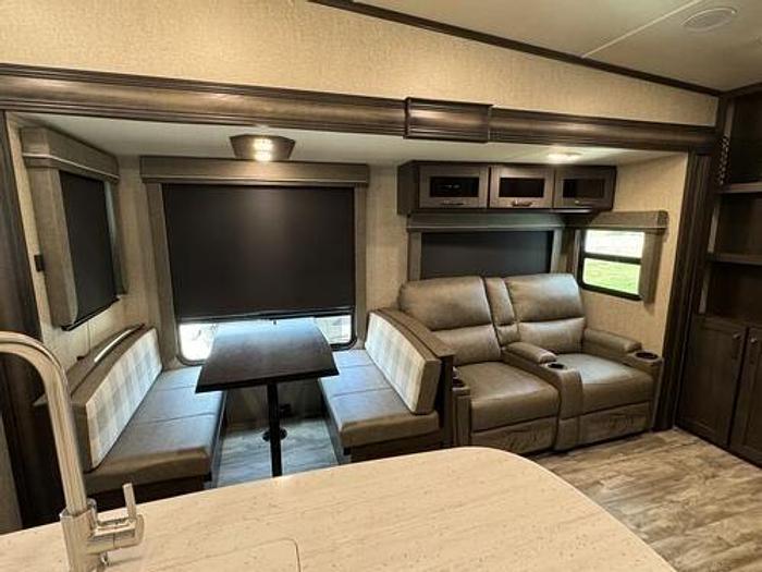 Used 2022 Grand Design Reflection 311BHS