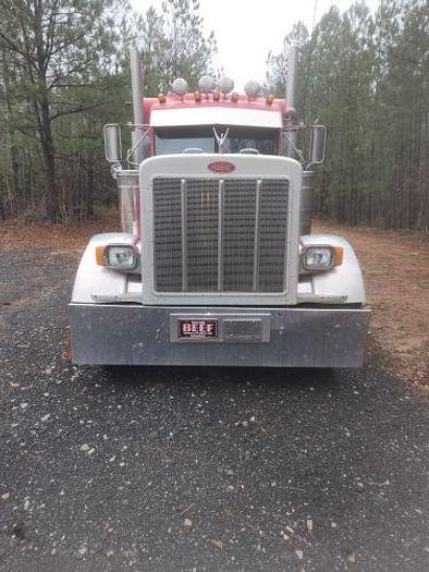 Used 2001 Peterbilt 379 American Class