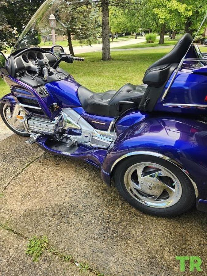 Used 2002 Honda Gold Wing GL1800 Trike | California Sidecar Conversion | Independent Rear Suspension | Reverse | Trailer Hitch