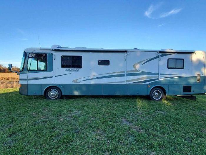 Used 2002 Holiday Rambler Ambassador