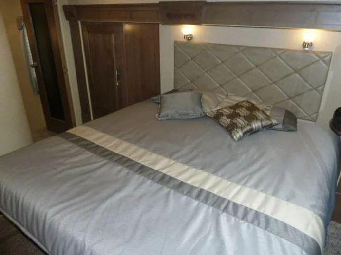 Used 2020 Northwood Arctic Fox Grande Ronde 35-5Z