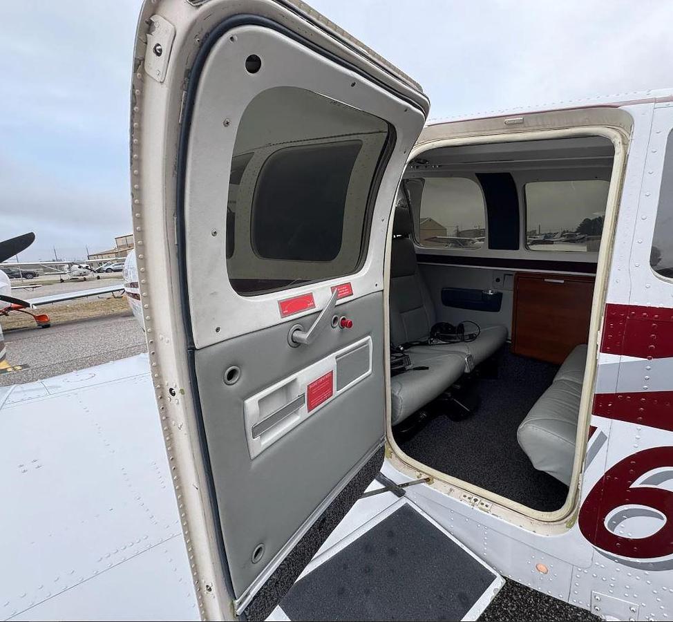 Used 1982 Beechcraft 58P Baron