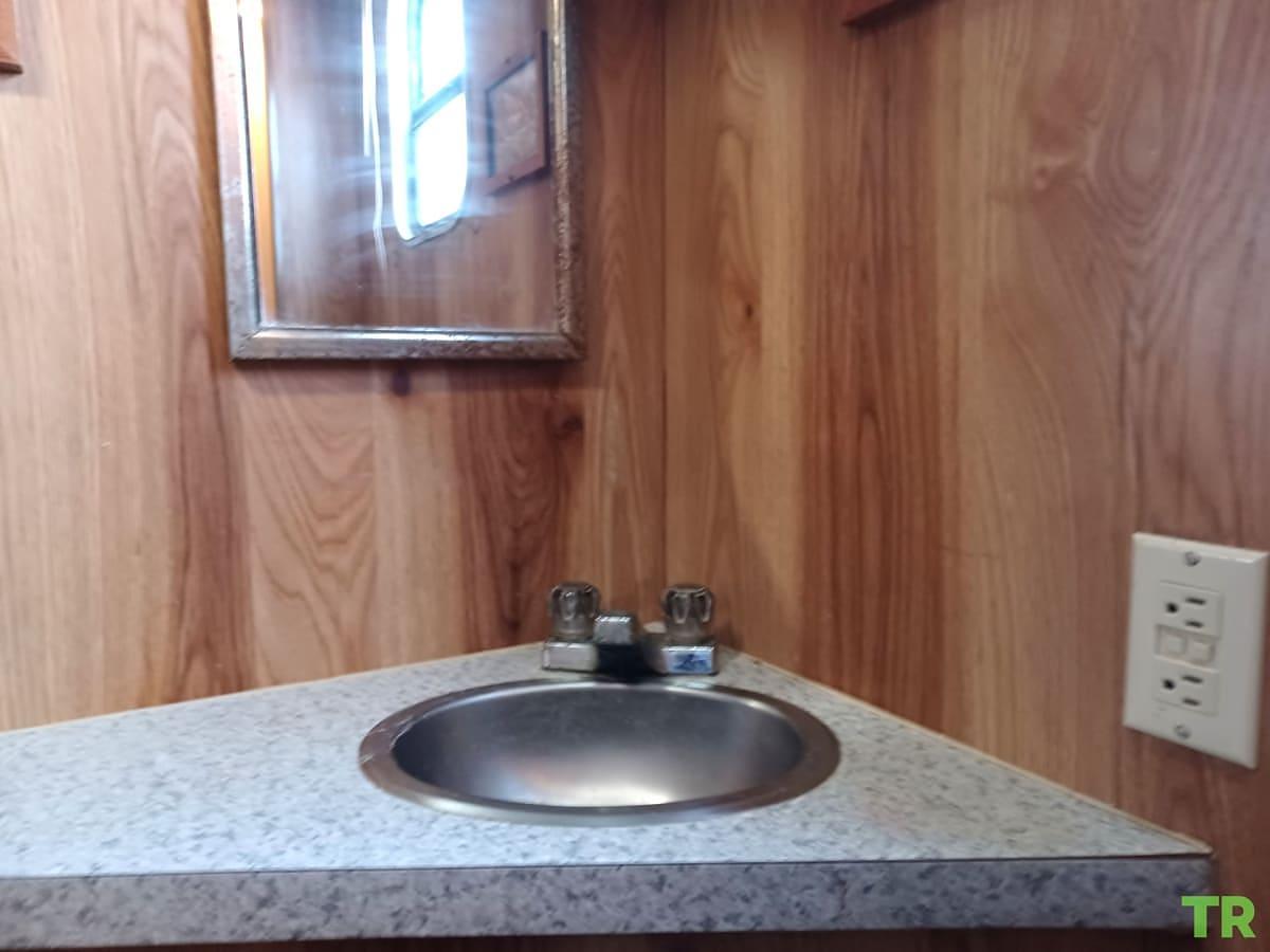 Used 1990 Sport Trailer Toy House