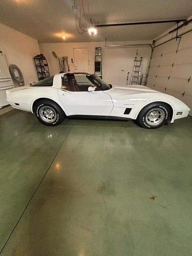 Used 1982 Chevrolet Corvette Stingray