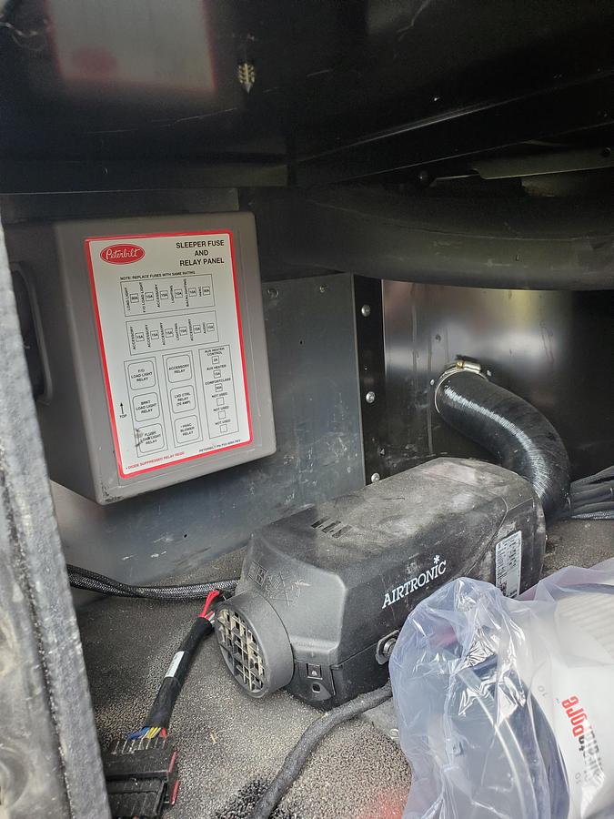 Used 2022 Peterbilt 38