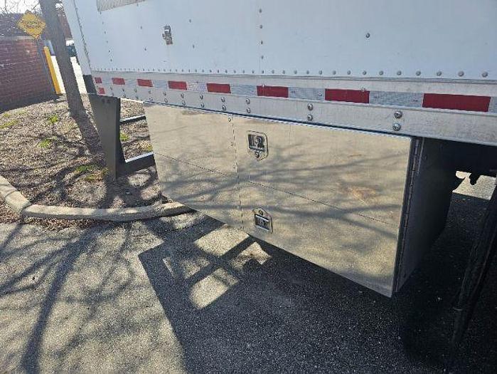 Used 2019 Cascadia 116