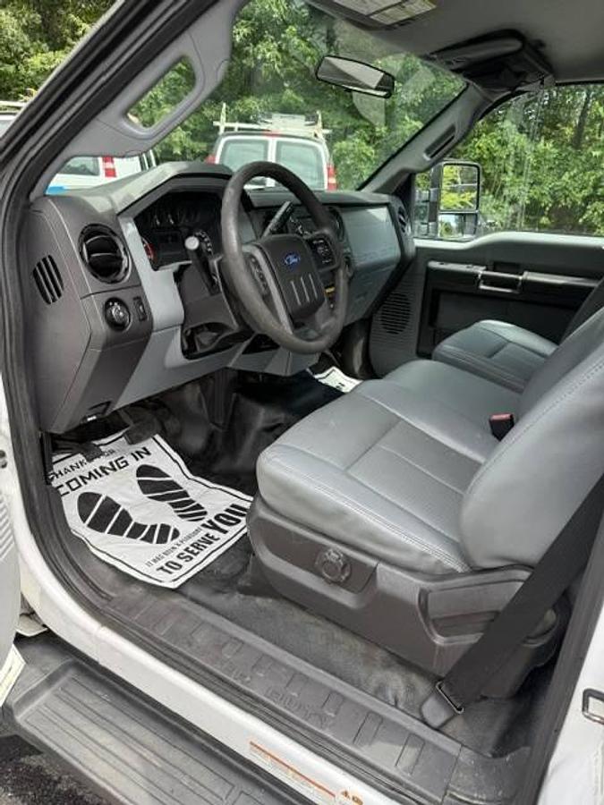 Used 2016 Ford F-550 Super Duty 52' Dur-A-Lift Bucket Truck