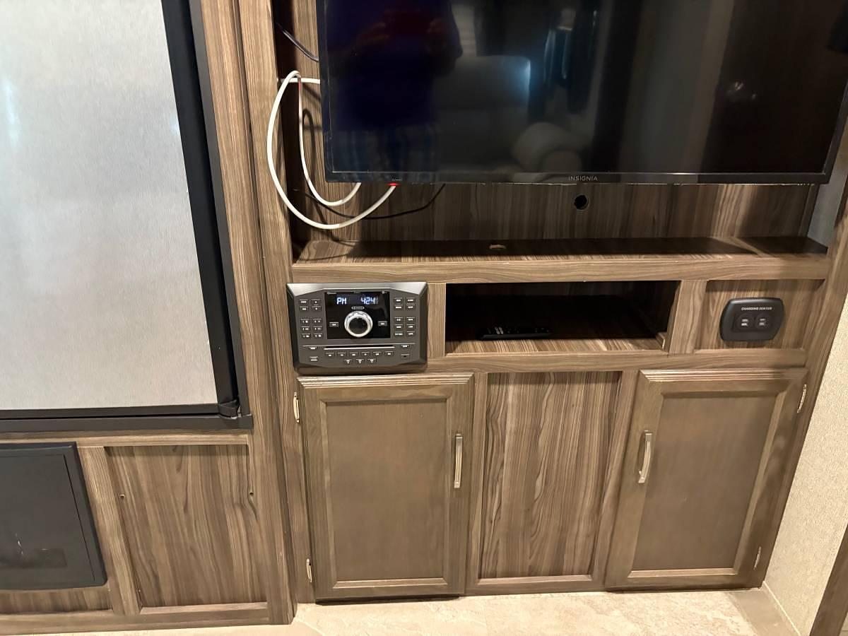 Used 2018 Coachmen Apex Travel Trailer