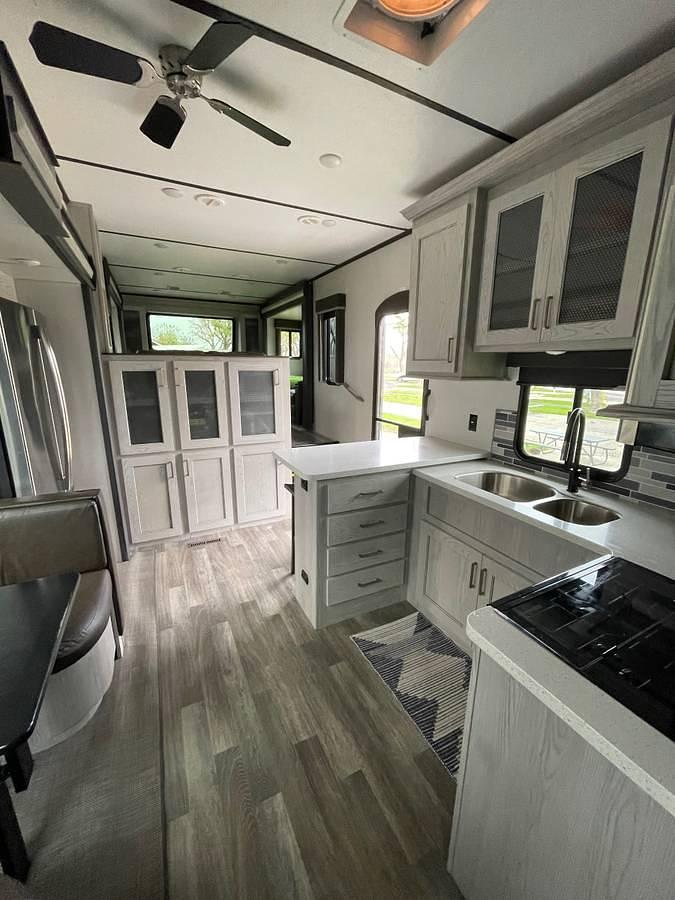 Used 2021 Keystone Montana High Country 377FL