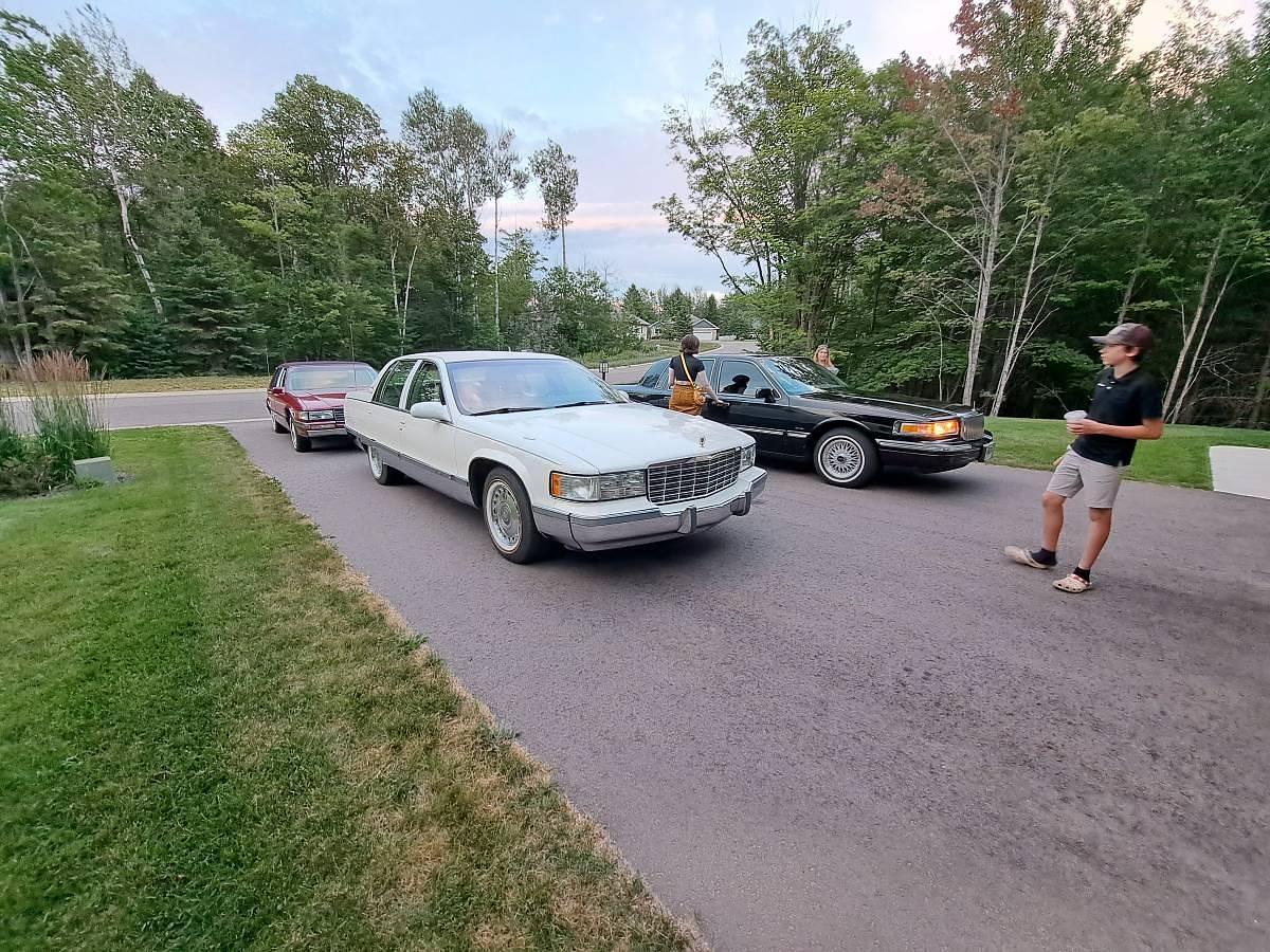 Used 1995 Cadillac Brougham