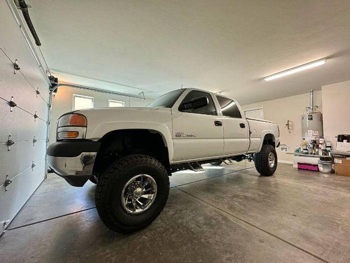 Used 2002 GMC Sierra 2500HD SLT