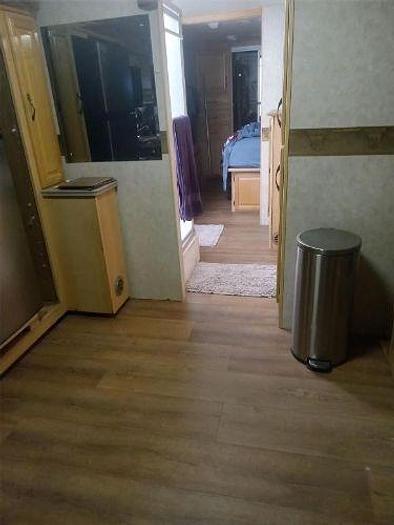 Used 2004 Fleetwood Discovery 39L