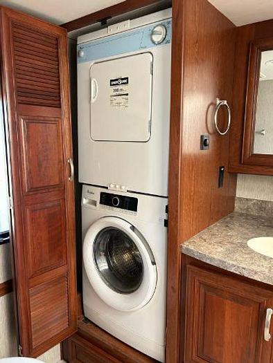 Used 2018 Forest River Legacy 38C