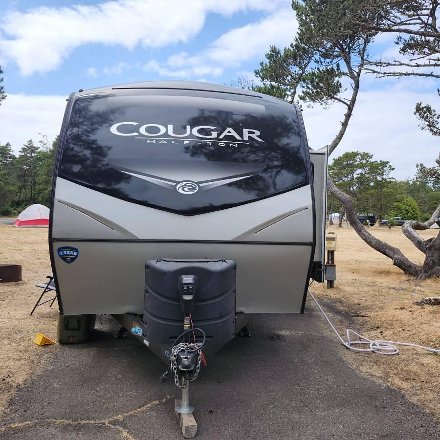 Used 2021 Keystone Cougar 22RBSWE