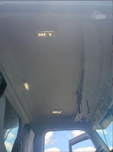 Used 2022 KENWORTH T880 Dump Truck