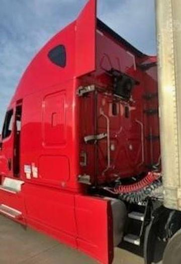 Used 2017 Freightliner Cascadia 125