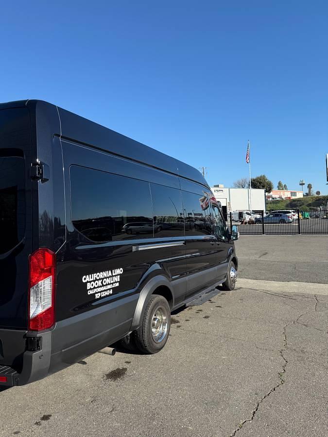 Used 2023 Ford 350hd Transit Limo Van Sprinter