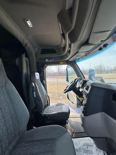 Used 2019 Peterbilt 579