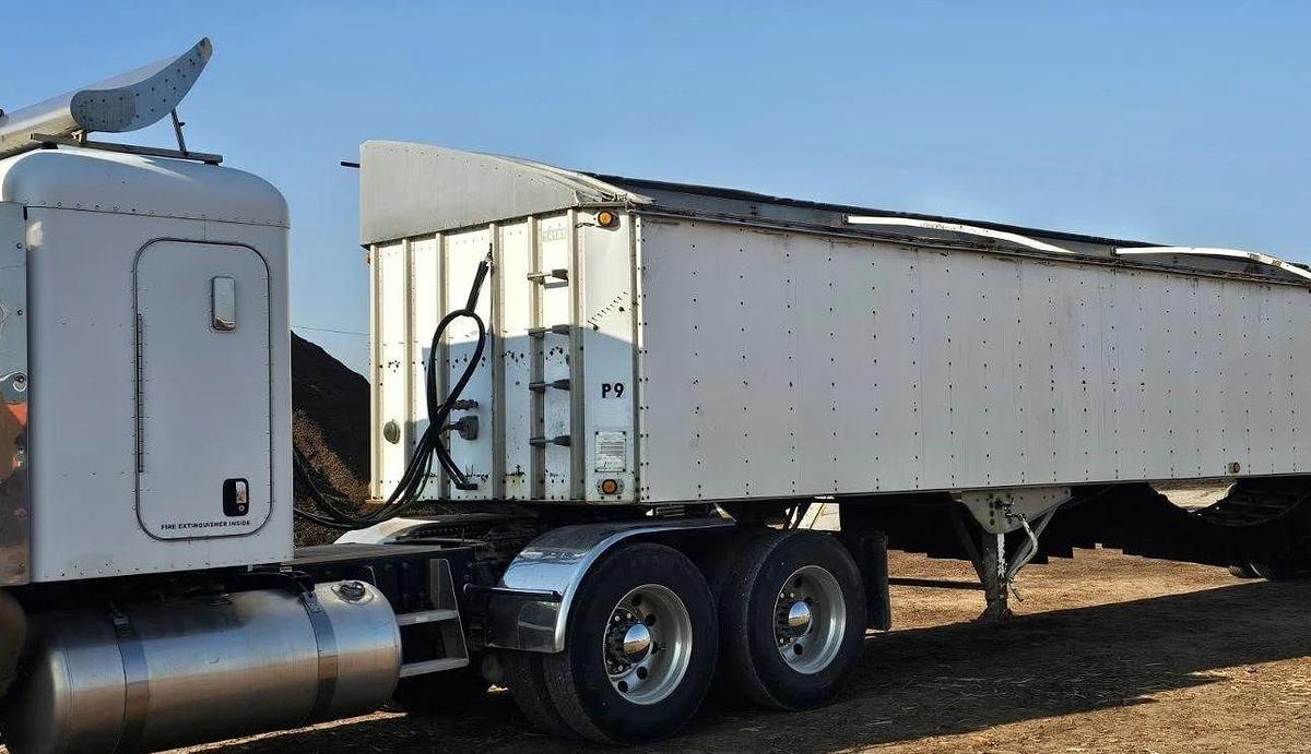 Used 2004 IMCO Idaho Live Floor