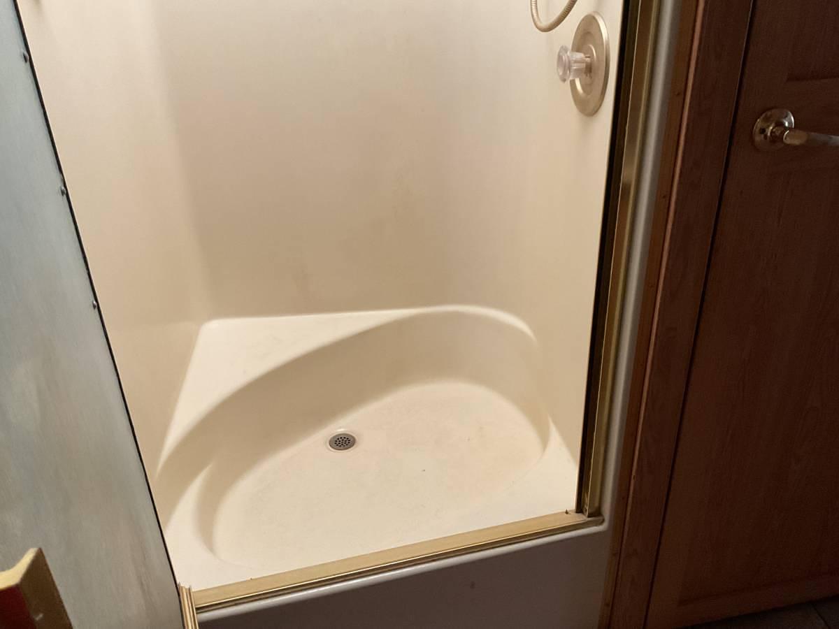 Used 2005 Alfa See Ya 40’ Diesel Pusher