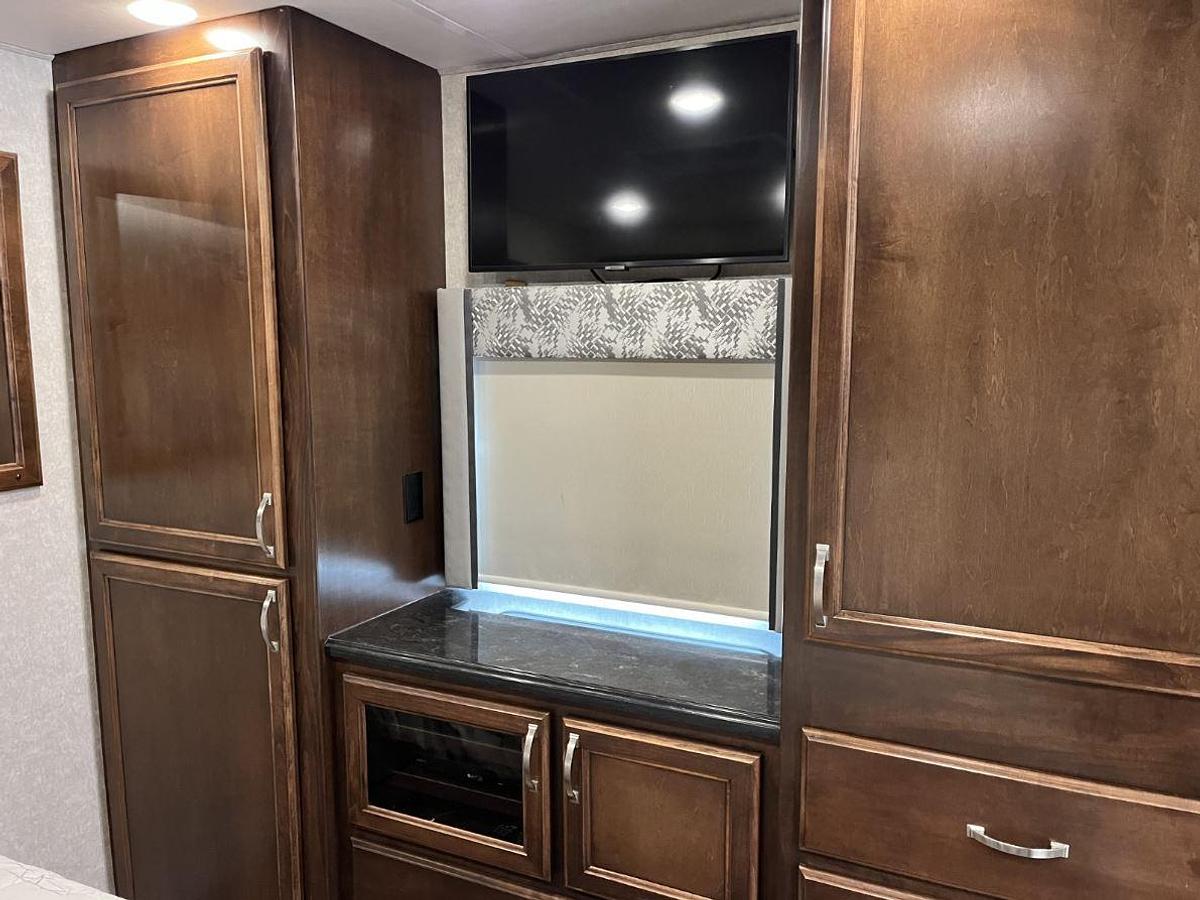 Used 2022 Renegade Verona VSB36