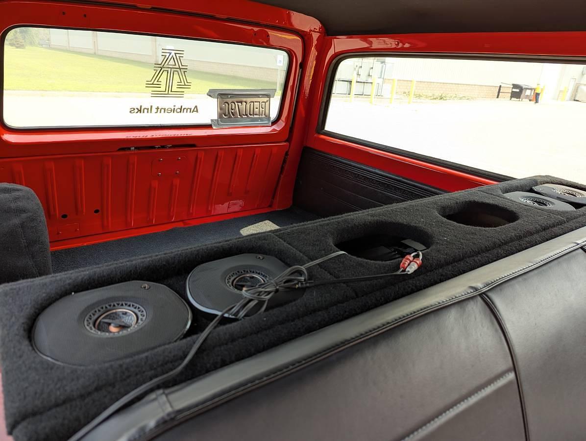 Used 1972 Chevrolet Suburban