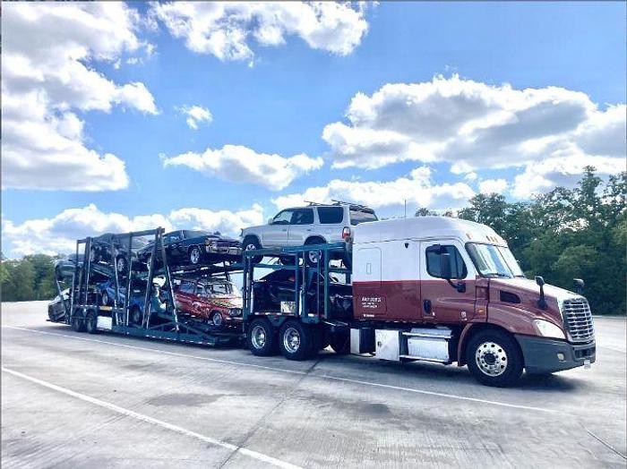 Used 2012 Freightliner CASCADIA 113