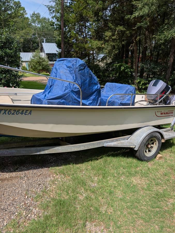 Used 1987 Boston Whaler Montauk 17
