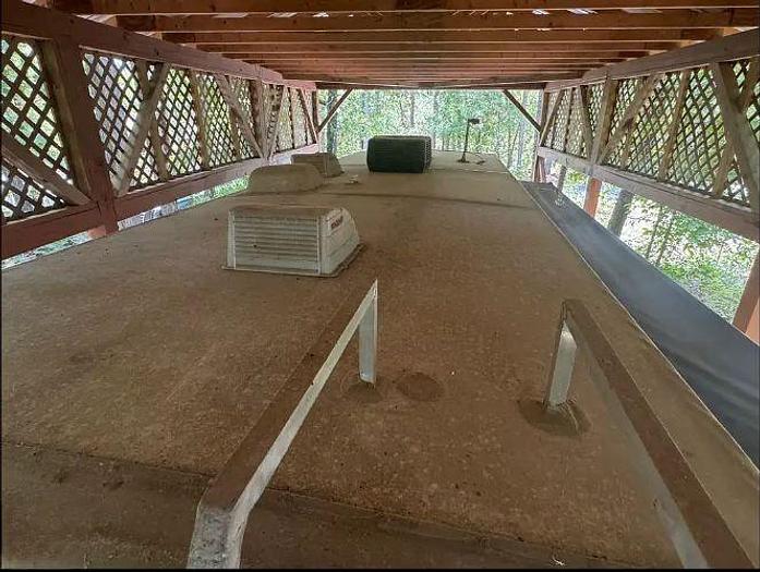 Used 2015 Thor Motor Coach Hurricane 27K