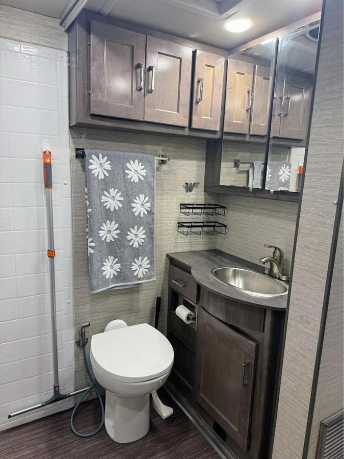 Used 2022 Winnebago Inspire 34AE