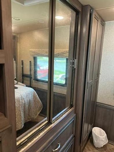 Used 2018 Winnebago Sightseer