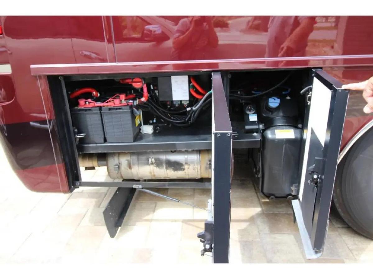 Used 2014 Newmar Mountain Aire 4369