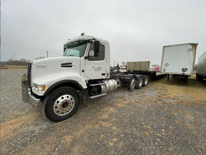 Used 2014 Volvo VHD84F200