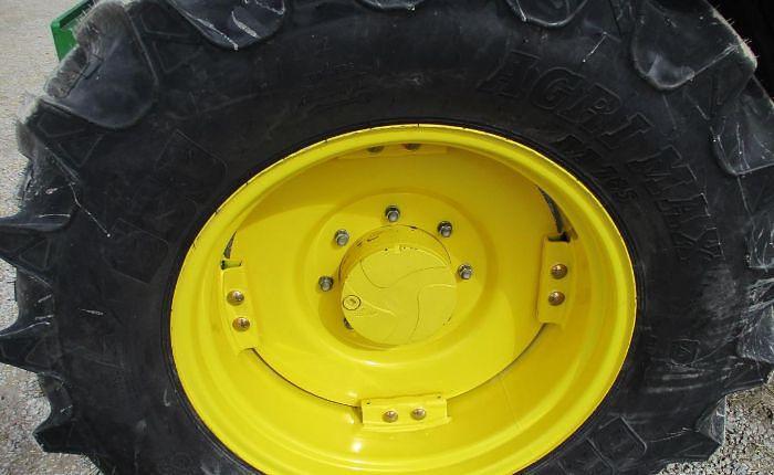 Used 2017 JOHN DEERE 6110M