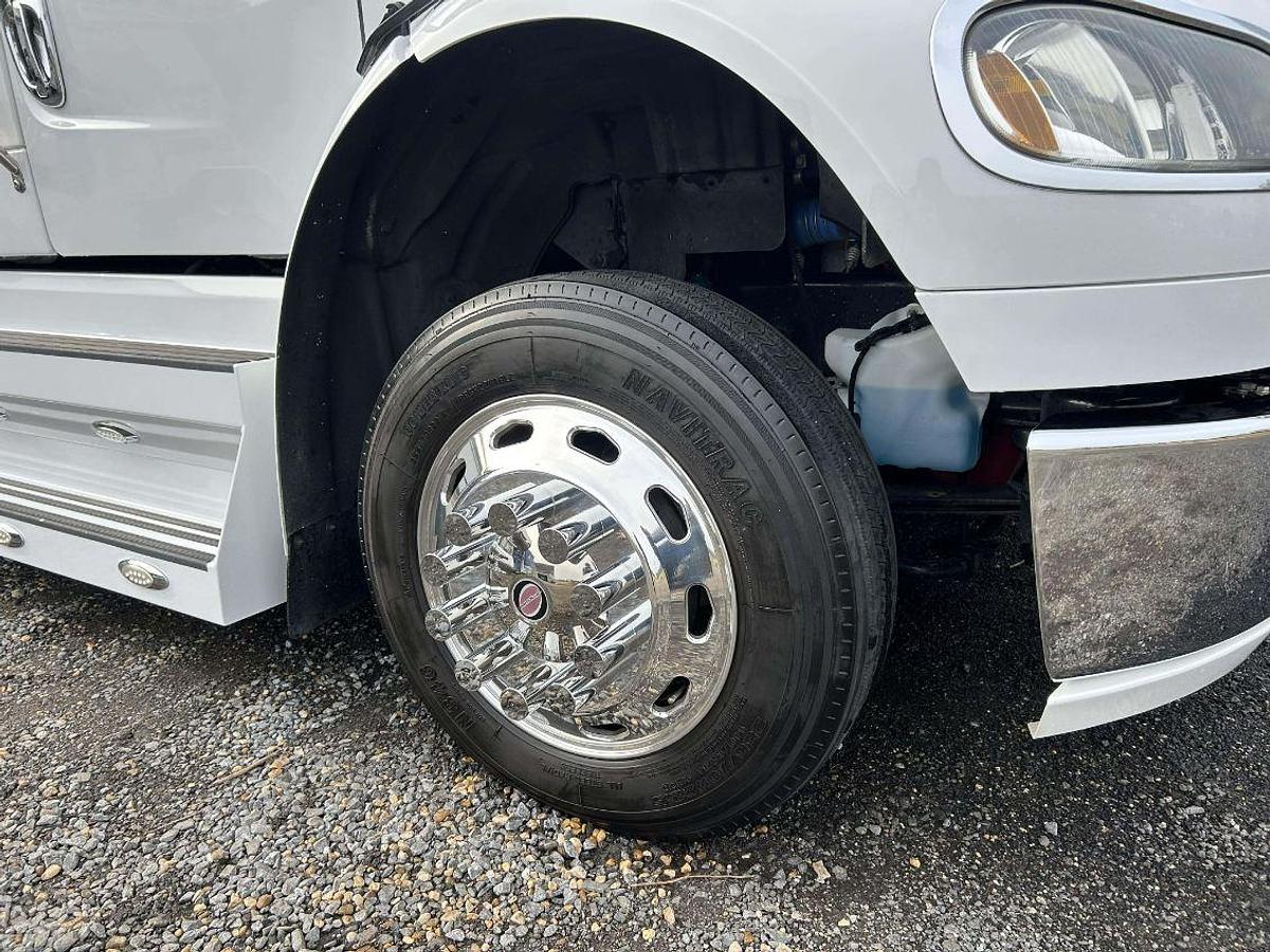 Used 2013 Freightliner M2