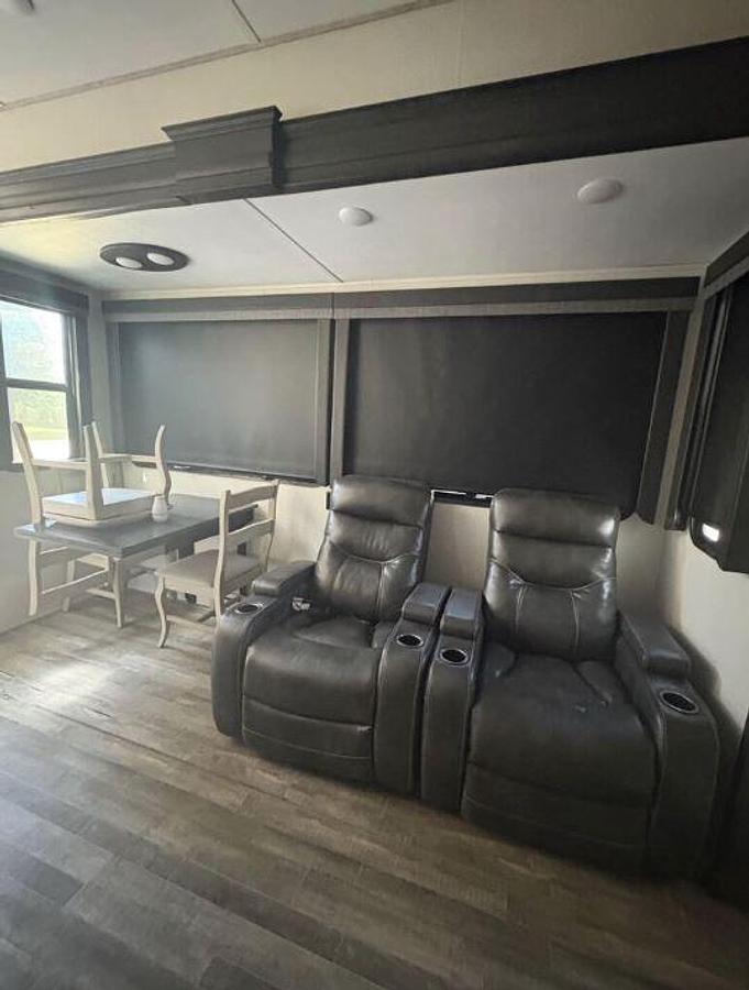 Used 2022 Keystone Avalanche 390D Fifth Wheel