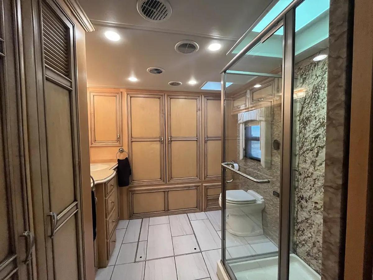 Used 2014 Newmar Ventana 4369