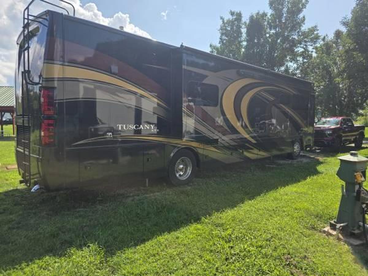 Used 2016 Thor Tuscany Xte M-40ax