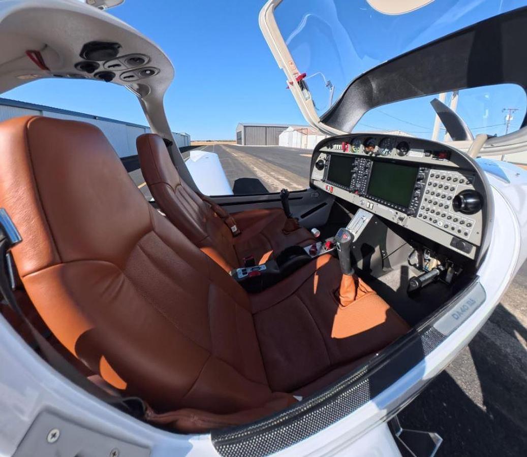 Used 2008 Diamond DA40 XLS