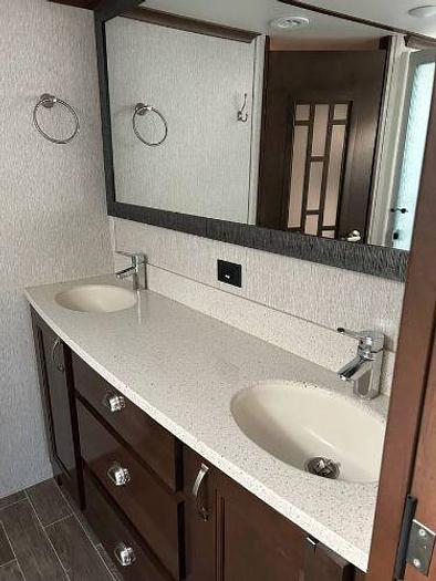 Used 2019 Redwood 3901MB